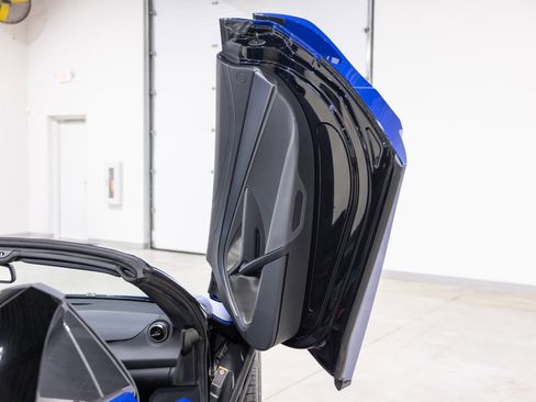 Used 2022 McLaren 720S Spider image 28