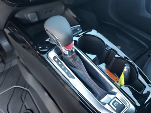 New 2026 Chevrolet Trax RS w/ Driver Confidence Package FWD image 24