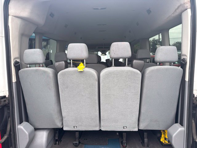 Used 2016 Ford Transit 350 XLT RWD image 8
