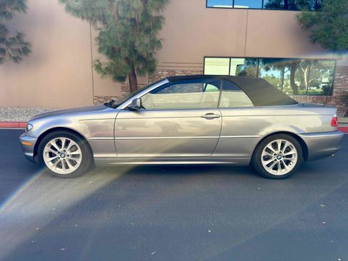Used 2006 BMW 330Ci Convertible image 3