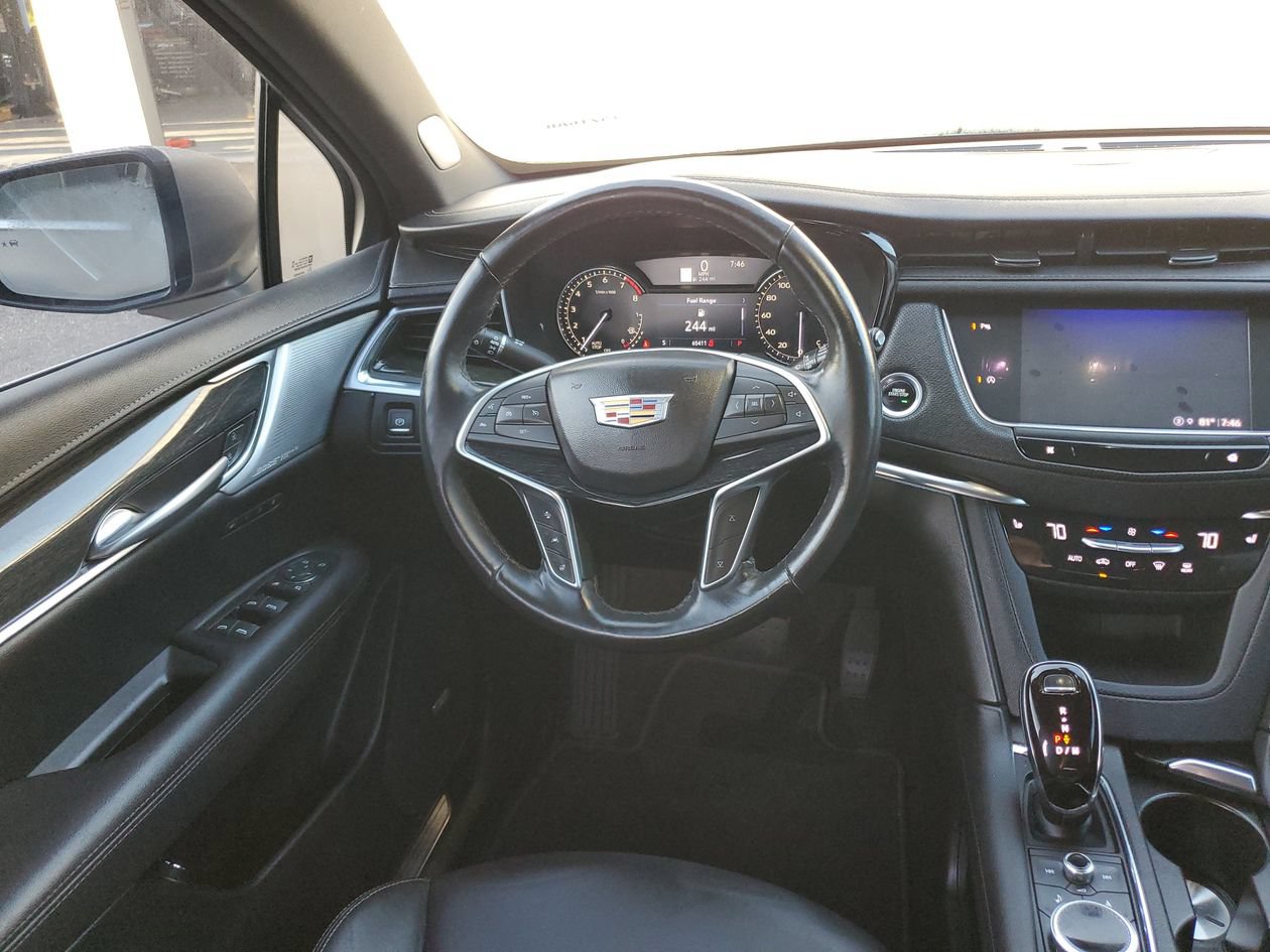 Used 2023 Cadillac XT5 Premium Luxury FWD image 12