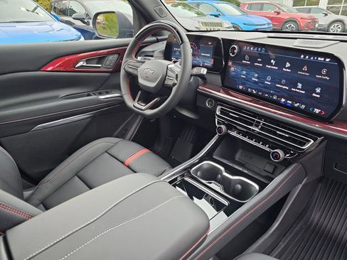 New 2026 Chevrolet Traverse RS w/ LPO, Floor Liner Package image 28