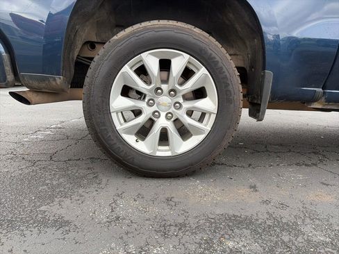 Used 2023 Chevrolet Silverado 1500 Custom image 9