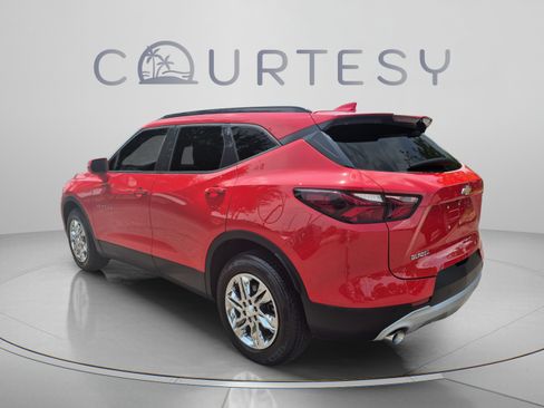 Used 2020 Chevrolet Blazer LT FWD image 3