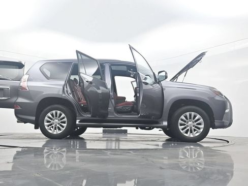 Used 2021 Lexus GX 460 Premium w/ Premium Package AWD/4WD image 49