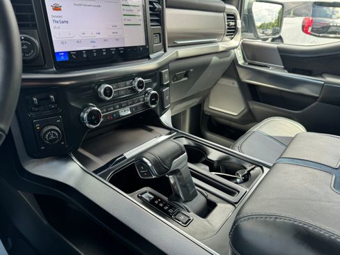 Used 2025 Ford F150 Platinum AWD/4WD image 22