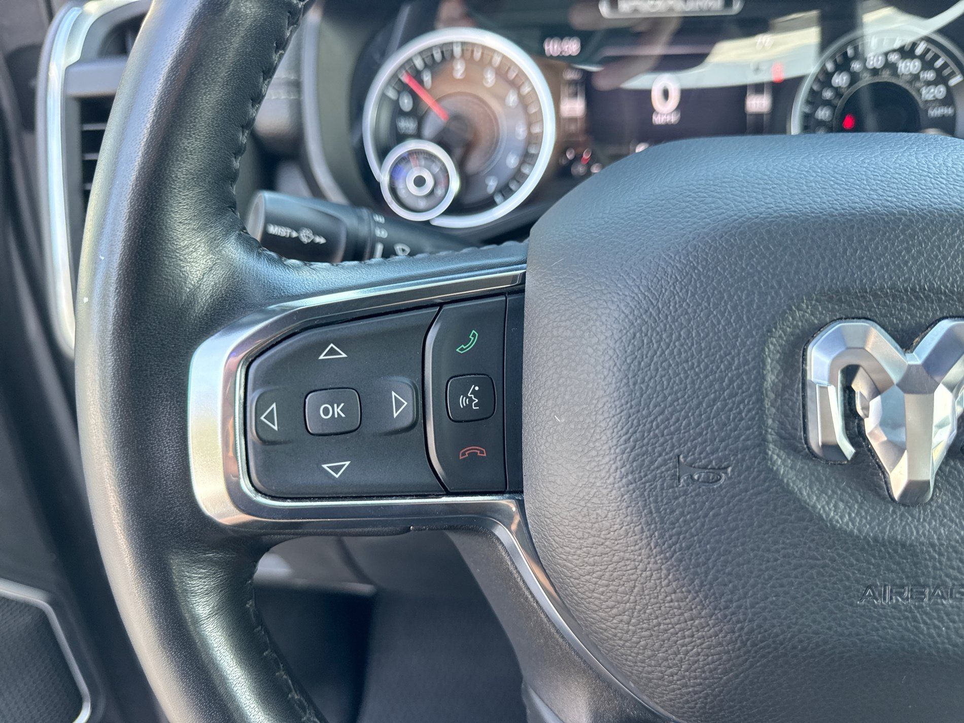 Used 2024 RAM 1500 Laramie RWD image 25