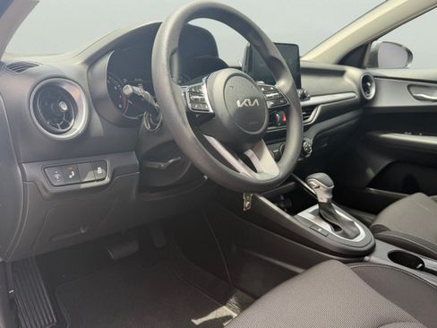 Used 2024 Kia Forte LXS w/ LXS Technology Package FWD image 14