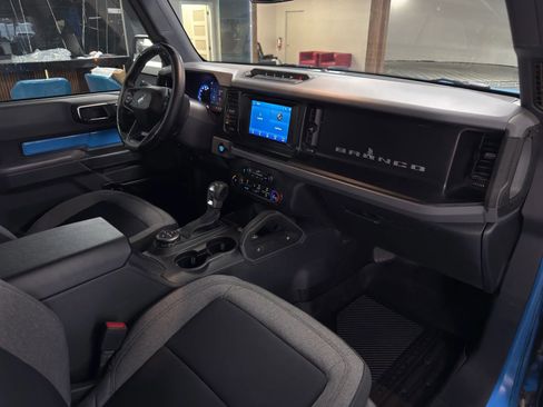 Used 2023 Ford Bronco 2-Door w/ Sasquatch Package image 15