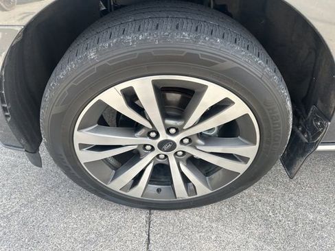 Certified 2020 Ford Expedition Limited w/ Equipment Group 302A image 4