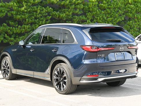 Used 2024 MAZDA CX-90 Plug-In Hybrid w/ Premium Pkg image 6