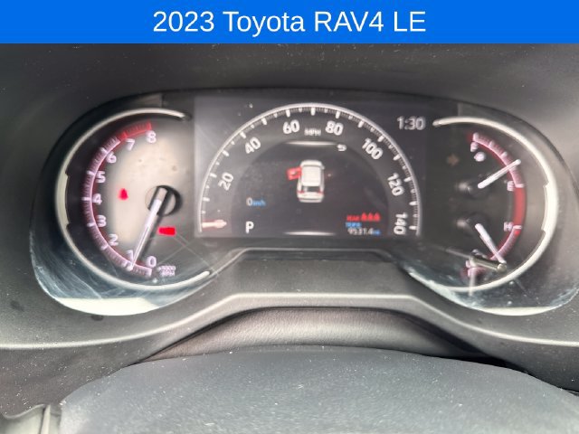 Used 2023 Toyota RAV4 LE AWD/4WD image 15