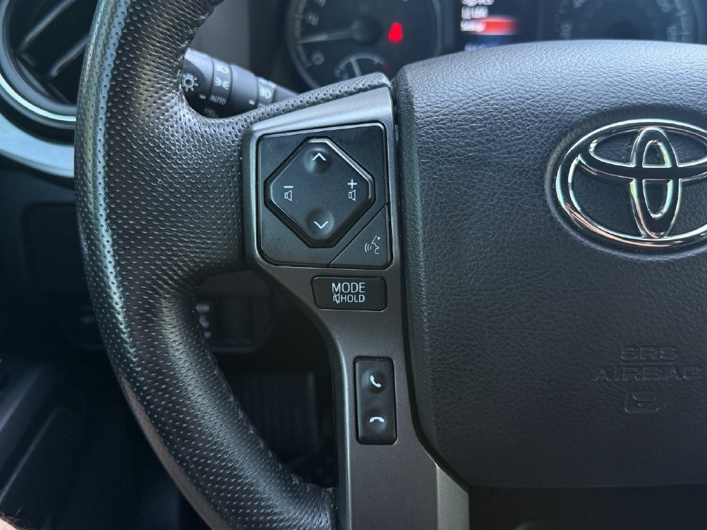 Used 2022 Toyota Tacoma TRD Sport w/ Technology Package AWD/4WD image 31
