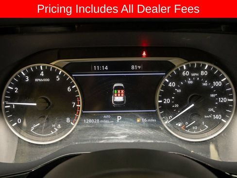Used 2022 Nissan Pathfinder Platinum w/ Cargo Package AWD/4WD image 20