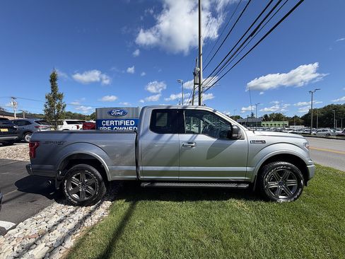 Used 2020 Ford F150 XLT w/ Equipment Group 302A Luxury AWD/4WD image 6