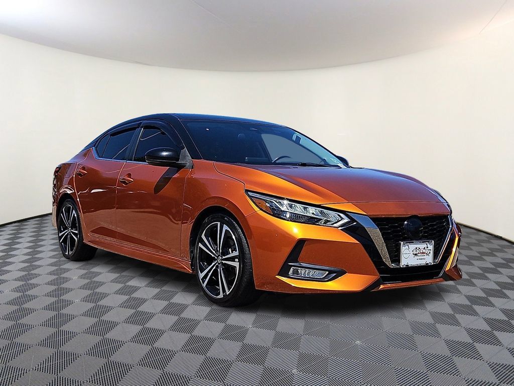 Used 2022 Nissan Sentra SR FWD image 1