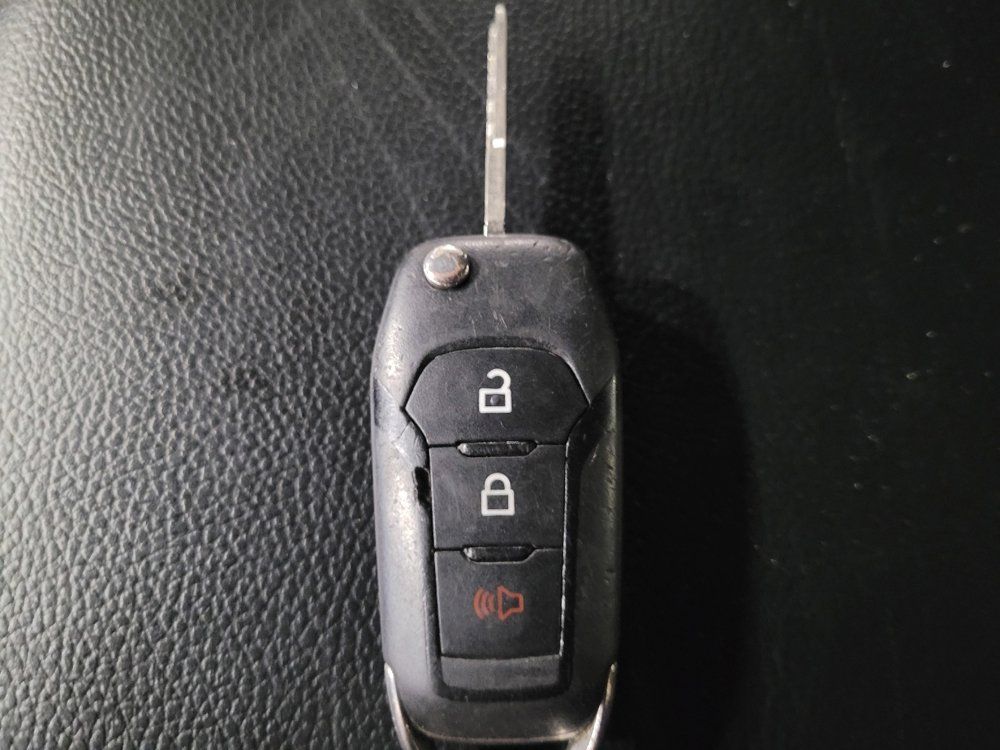 Used 2017 Ford F150 XL w/ Equipment Group 101A Mid AWD/4WD image 32
