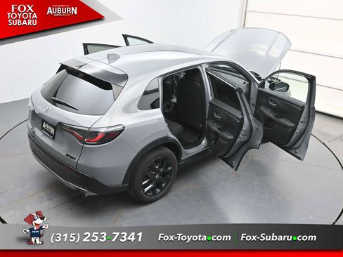 Used 2024 Honda HR-V Sport image 33