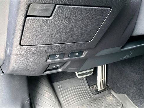 Used 2021 Lexus ES 250 F Sport w/ Accessory Package 2 image 33