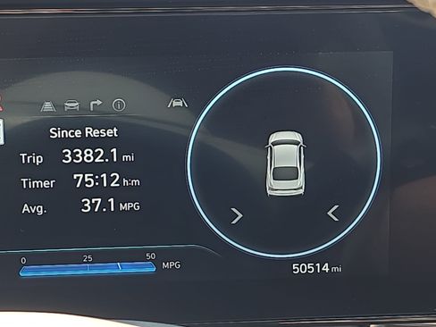 Used 2025 Hyundai Elantra SEL FWD image 7