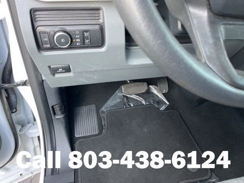 Used 2024 Ford F250 XLT image 22