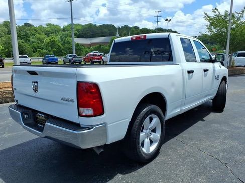 Used 2024 RAM 1500 Classic SLT AWD/4WD image 14
