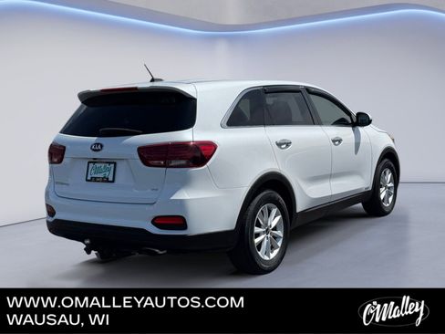 Used 2019 Kia Sorento AWD V6 image 5