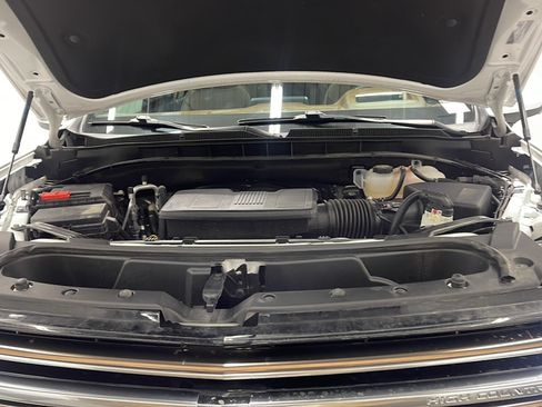 Used 2024 Chevrolet Tahoe High Country AWD/4WD image 27