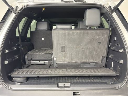 Used 2024 Toyota Sequoia Platinum AWD/4WD image 24