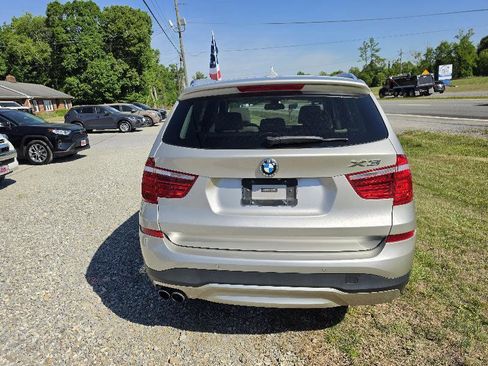 Used 2016 BMW X3 xDrive28i AWD/4WD image 4