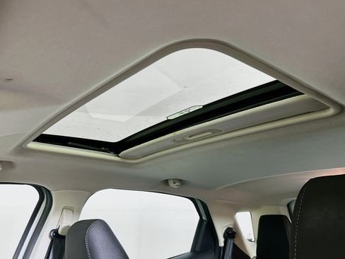 Used 2018 Ford EcoSport SE image 24