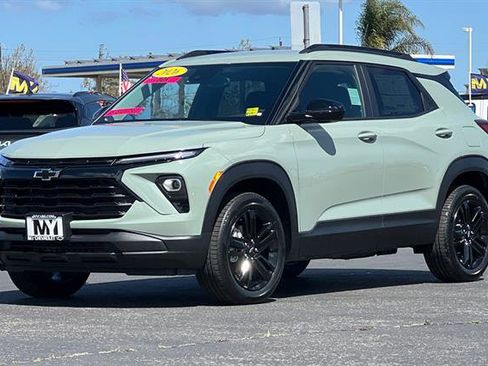 New 2026 Chevrolet TrailBlazer LT AWD/4WD image 8