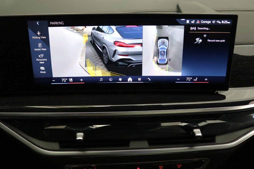 Used 2026 BMW X6 xDrive40i w/ Executive Package AWD/4WD image 23