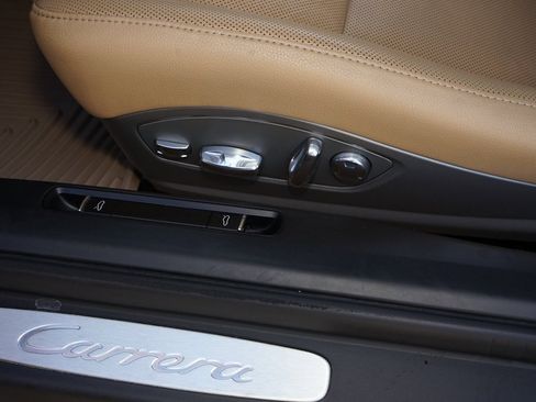 Used 2013 Porsche 911 Carrera image 24