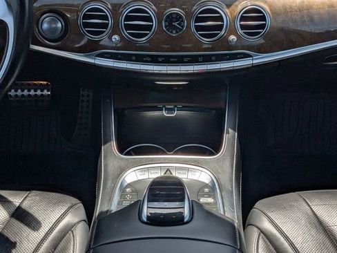 Used 2015 Mercedes-Benz S 550 4MATIC Sedan image 18