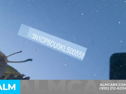 Used 2019 Nissan Kicks S image 13