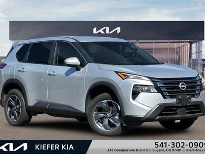 Used 2025 Nissan Rogue SV