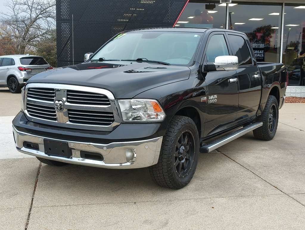 Used 2017 RAM 1500 Big Horn AWD/4WD image 1