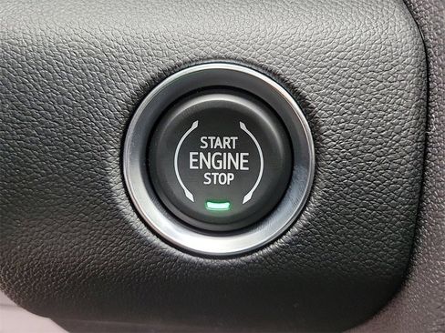 New 2026 GMC Acadia AT4 w/ Luxury Package image 30