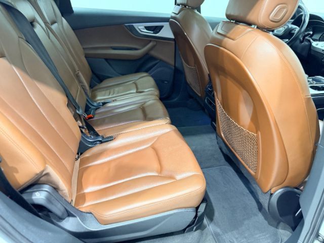 Used 2018 Audi Q7 2.0T Premium Plus w/ Premium Plus Package AWD/4WD image 16
