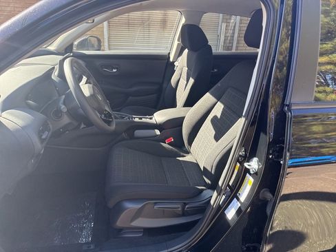 New 2026 Honda HR-V LX image 19