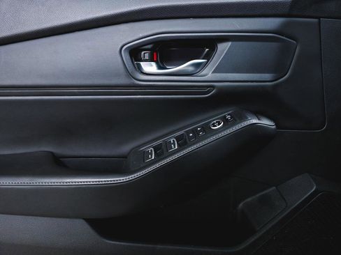 Used 2023 Honda Accord Sport image 16