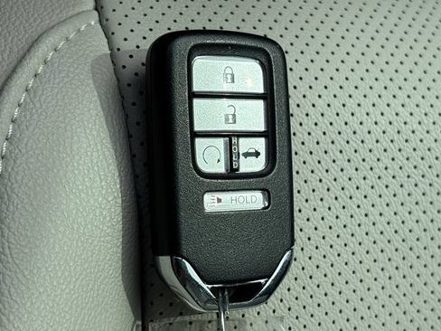 Used 2020 Honda Accord Touring image 44