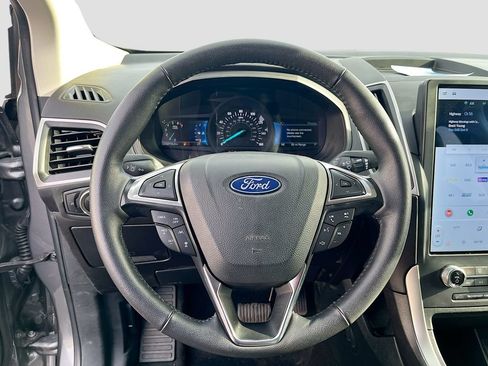Used 2024 Ford Edge SEL AWD/4WD image 11