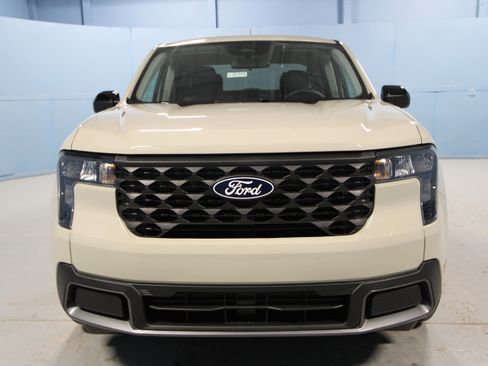 New 2025 Ford Maverick XLT w/ Equipment Group 301A image 24