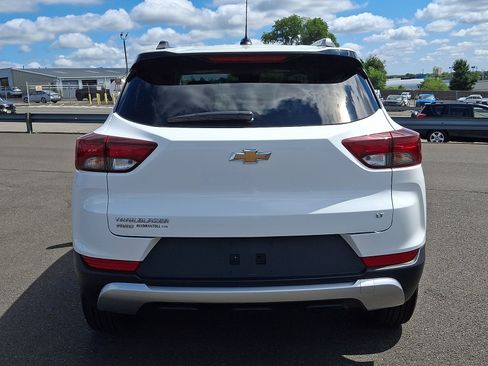 Used 2023 Chevrolet TrailBlazer LT w/ Convenience Package AWD/4WD image 5