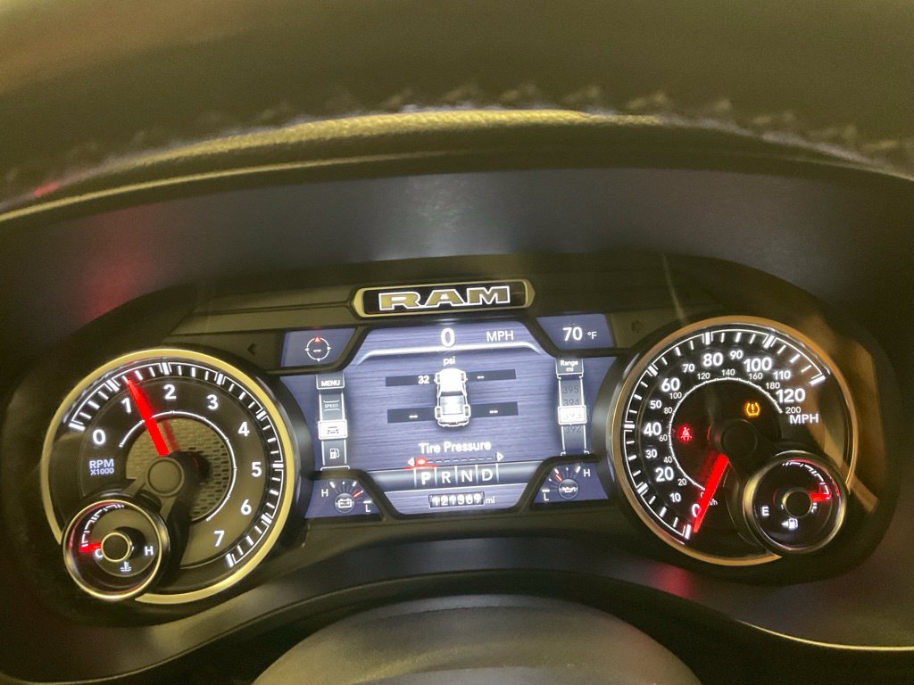 Used 2019 RAM 1500 Big Horn AWD/4WD image 2