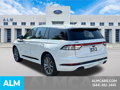 Used 2020 Lincoln Aviator Grand Touring w/ Elements Package Plus image 9