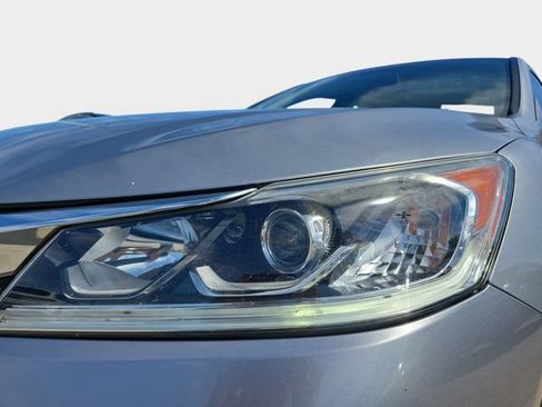 Used 2016 Honda Accord EX-L image 34
