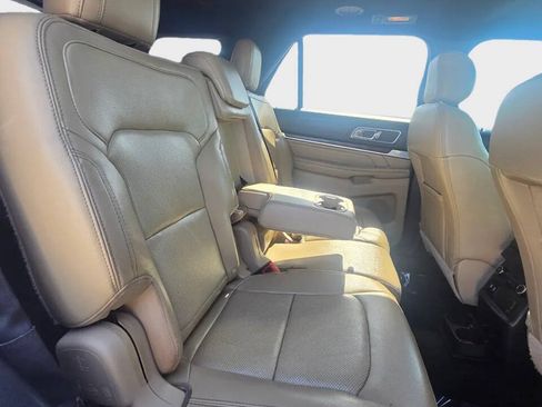 Used 2016 Ford Explorer Limited FWD image 14